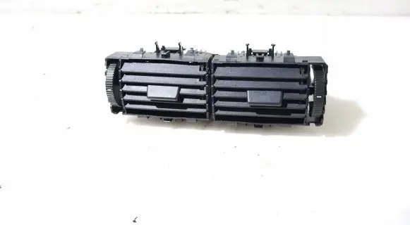 Skoda Octavia Mk1 (1U) Dashboard air vent grill cover trim 