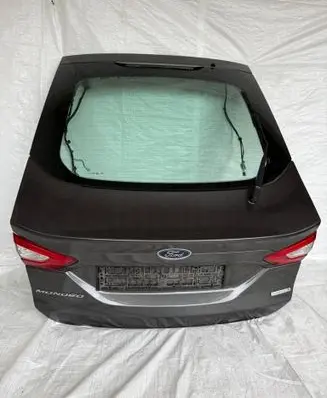 Ford Mondeo MK V Tailgate/trunk/boot lid