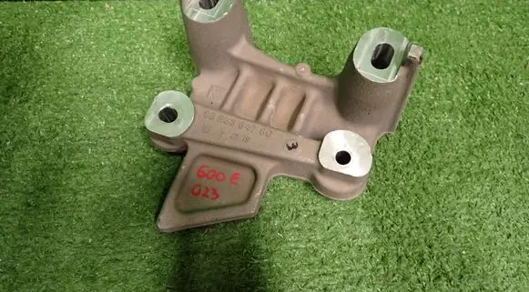 Fiat 600 Engine mounting bracket 9826364780
