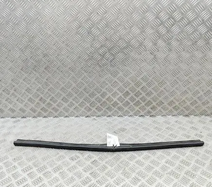 BMW X2 U10 Engine compartment rubber 9883422