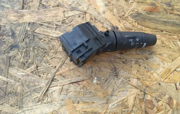 Nissan Primera Wiper control stalk 25260AV715