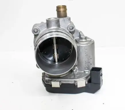 BMW 2 F22 F23 Throttle valve 7588625