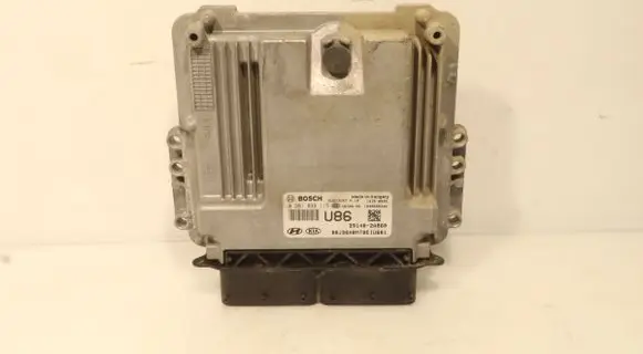 KIA Ceed Engine control unit/module ECU 0281032115