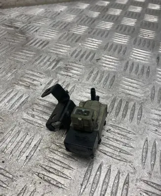Hyundai Santa Fe Turbo solenoid valve 351202A450 15T041