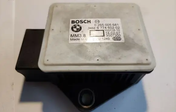 BMW X5 E70 ESP acceleration yaw rate sensor 0265005681 3452677460202