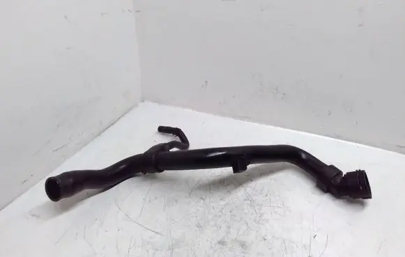 Volkswagen PASSAT B5 Engine coolant pipe/hose
