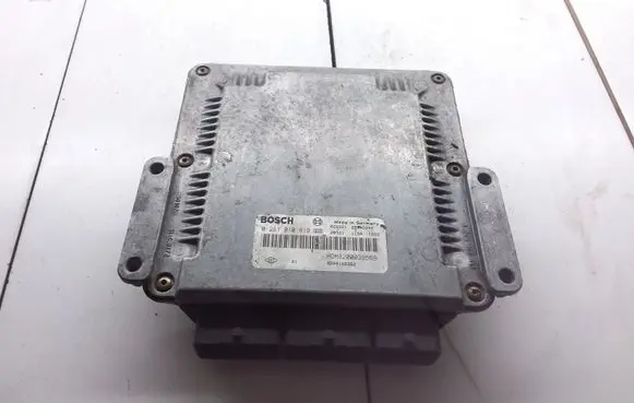 Renault Scenic I Engine control unit/module 0281010819