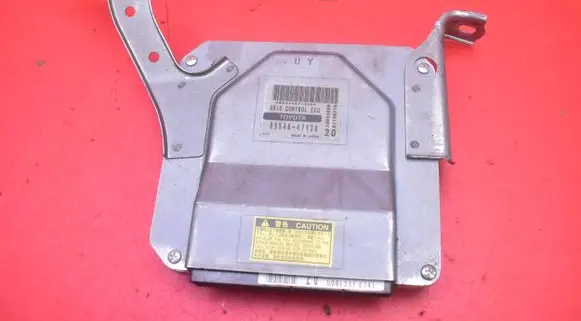 Toyota Prius (XW30) Engine control unit/module ECU 89540-47130