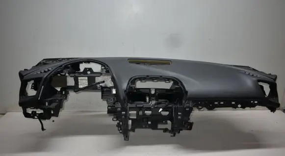 Mazda 3 II Dashboard BHN160350 K3006