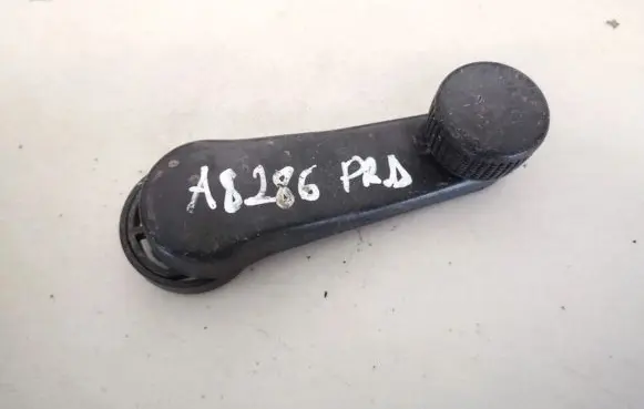 Seat Alhambra (Mk1) Front door window winding handle 95vwa23342aayy