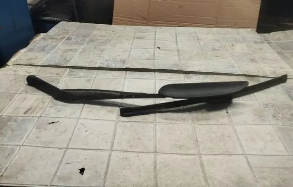 Hyundai Santa Fe Windshield/front glass wiper blade D226ZEJ