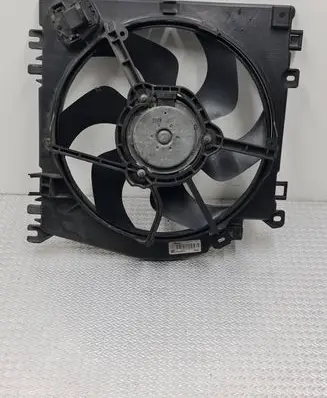 Renault Clio III Fan set 8200748439 198400 1832064000