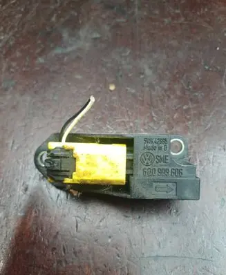 Ford Galaxy Airbag deployment crash/impact sensor 6Q0909606