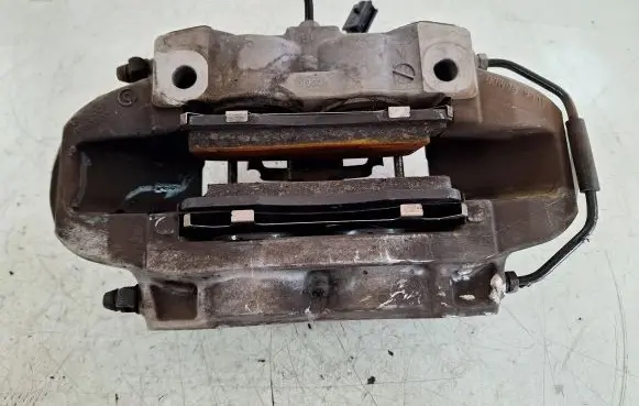 Alfa Romeo Stelvio Front brake caliper