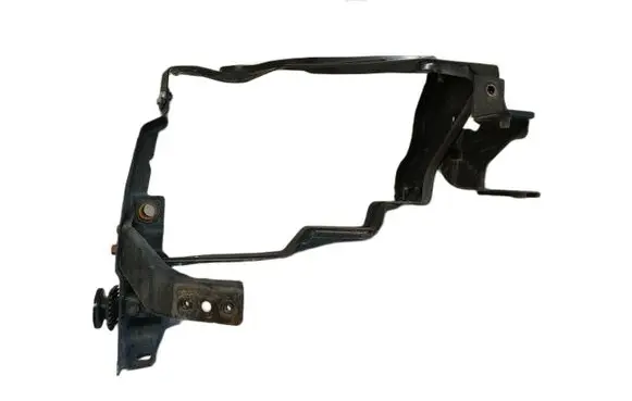 Mercedes-Benz C W204 Headlight/headlamp mounting bracket A2046201291