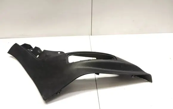Volvo XC90 (D)pillar trim (top) 31389177 31479 147936