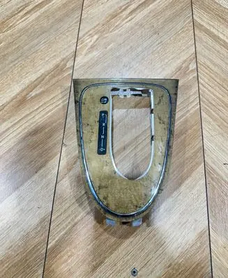 Mercedes-Benz CLS C219 Gear shifter surround trim plastic A2196807436 2297A