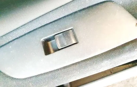 Toyota Auris 150 Electric window control switch