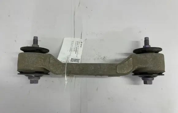 Toyota RAV 4 (XA50) Rear differential/diff mount bracket 4165142090