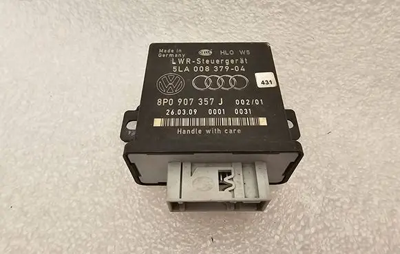 Audi A3 S3 8P Light module LCM 5LA00837904 8P0907357J 00010031