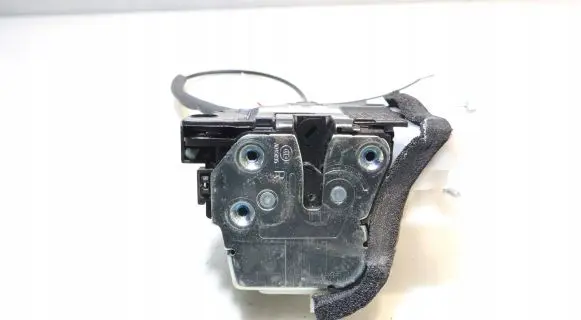 Hyundai i20 (GB IB) Front door lock