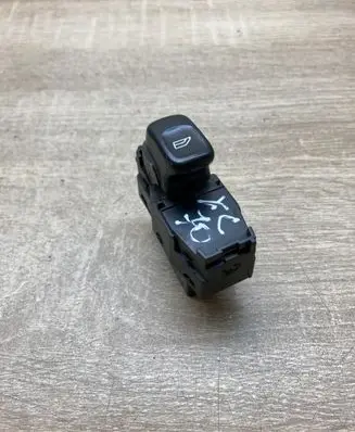Volvo XC70 Electric window control switch 30658696
