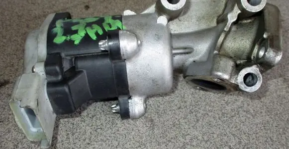 Peugeot 407 EGR valve
