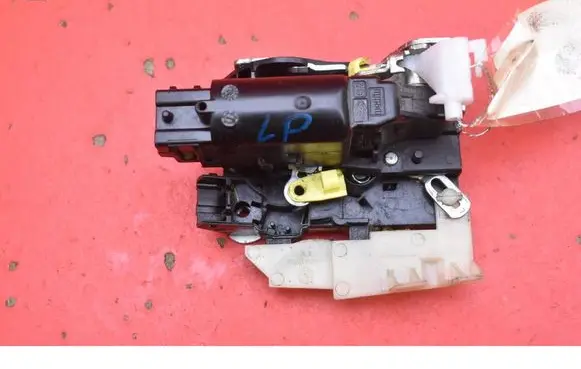 Dacia Lodgy Front door lock 