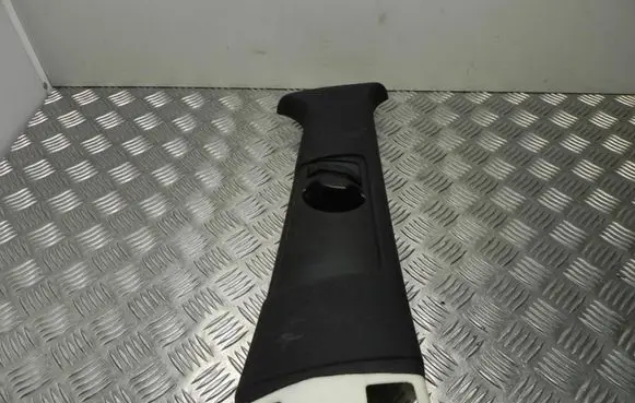 BMW X5 E53 (B) pillar trim (top) 8203872 T560