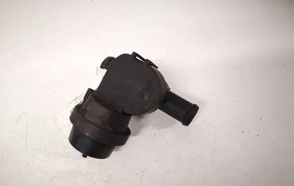 Audi A5 8T 8F Valve vacuum 1J0819809