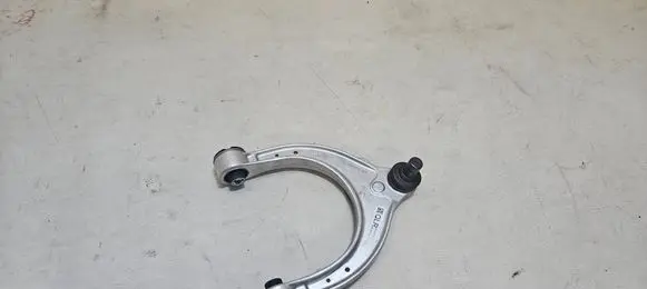 BMW 5 G60 Front control arm 8833037
