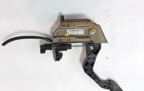 Clutch pedal