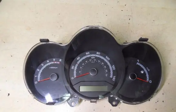 KIA Venga Speedometer (instrument cluster) 940011P750 B545