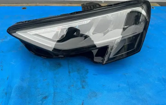 Audi A3 8Y Headlight/headlamp 8Y0941011 90193975