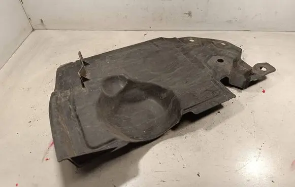 Nissan X-Trail T32 Other engine bay part 