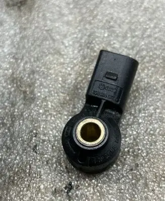 Detonation knock sensor