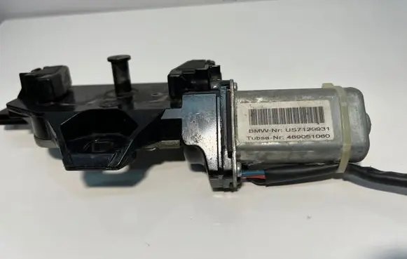 BMW 5 E60 E61 Tailgate/trunk/boot lock/catch/latch 489051060