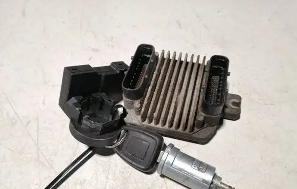 Opel Astra G Engine ECU kit and lock set 09366457 24418927