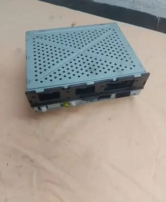Audi A4 S4 B8 8K Sound amplifier 4F0035541L 4E0910541Q