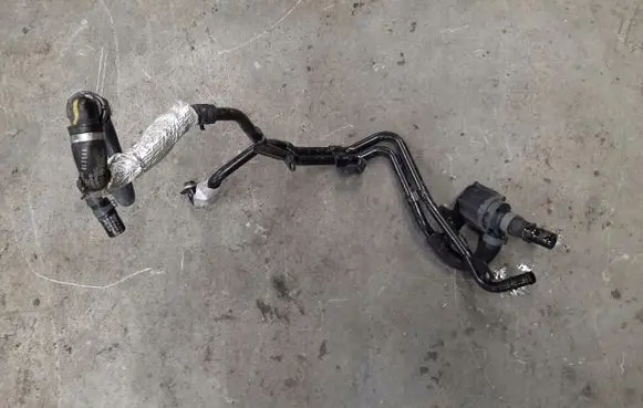 Audi A8 S8 D5 Engine coolant pipe/hose 4N0819334AA