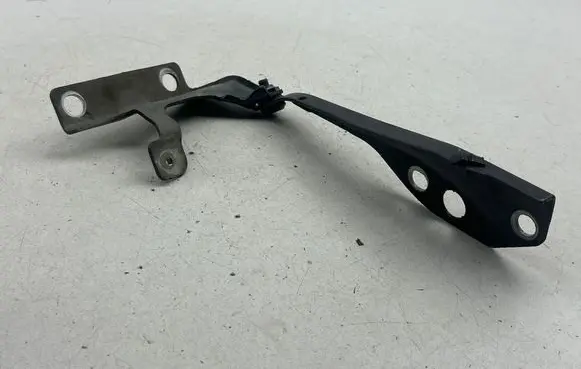 Volvo V50 Engine bonnet/hood hinges 