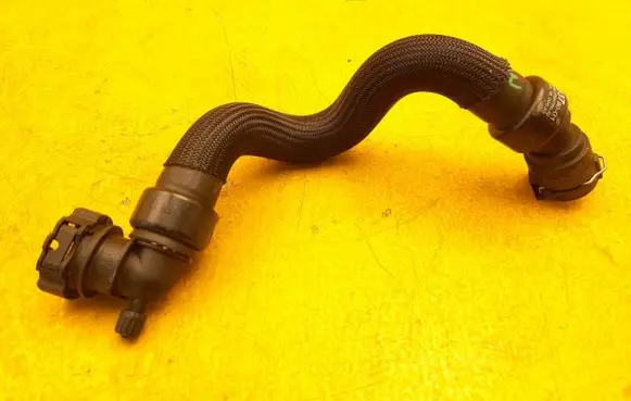 Peugeot 308 Engine coolant pipe/hose 9840003780
