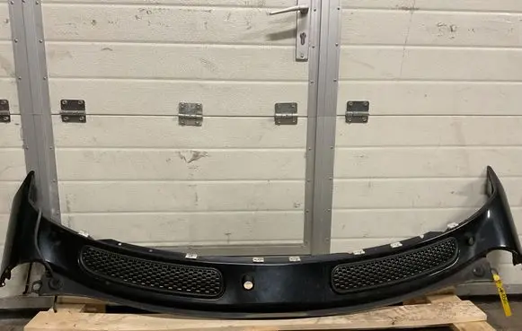 Mini One - Cooper R50 - 53 Wiper trim 