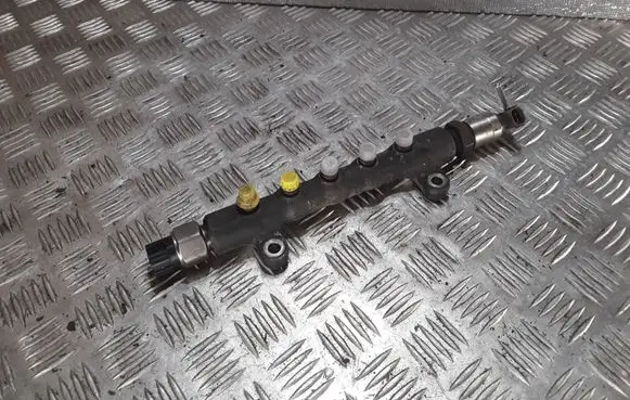 Toyota Corolla Verso AR10 Fuel main line pipe 8945860010