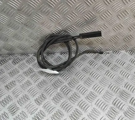 BMW M3 F80 Engine bonnet/hood lock release cable 7411315