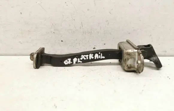 Nissan X-Trail T30 Front door check strap stopper