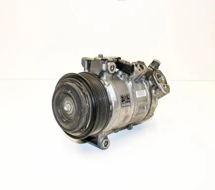 Mercedes-Benz C W205 Air conditioning (A/C) compressor (pump) A0008308700