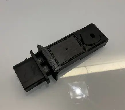 Mercedes-Benz E W211 Mass air flow meter A6420940148 6420940148