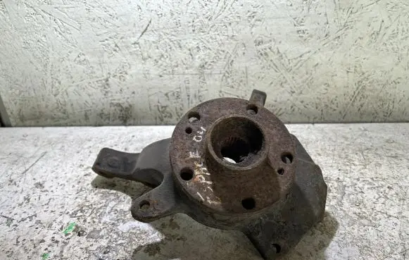 Renault Espace III Front wheel hub