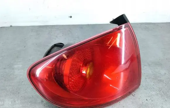 Rear/tail lights